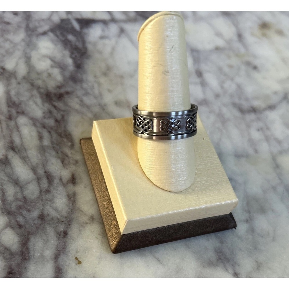 Silver Celtic Knot Ring - image 5